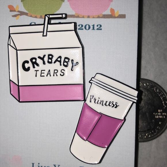 2 Piece Princess Latte Crybaby Tears Pin Brooch - Picture 1 of 3